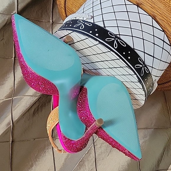 NWOT- Betsey Johnson ‘SB-Rocky’ Crystal Embellished Slingbacks - Picture 10 of 10